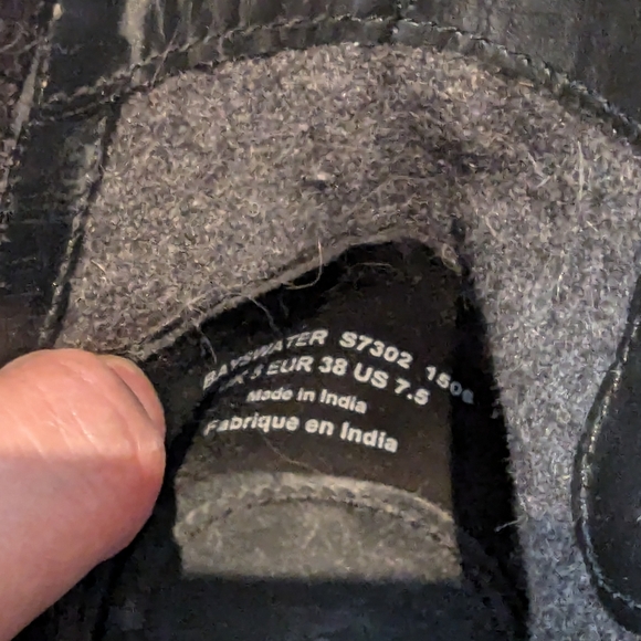 Size 38 (US 7.5) J Shoes leather ankle boots - Picture 10 of 10